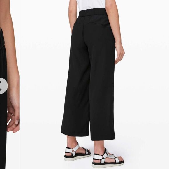 Lululemon On the Fly Wide-Leg 7/8 Pant *Woven
Black - Picture 2 of 10